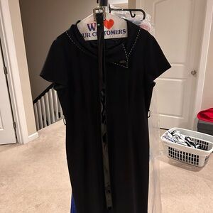 Tahari Black Short Sleeve Dress